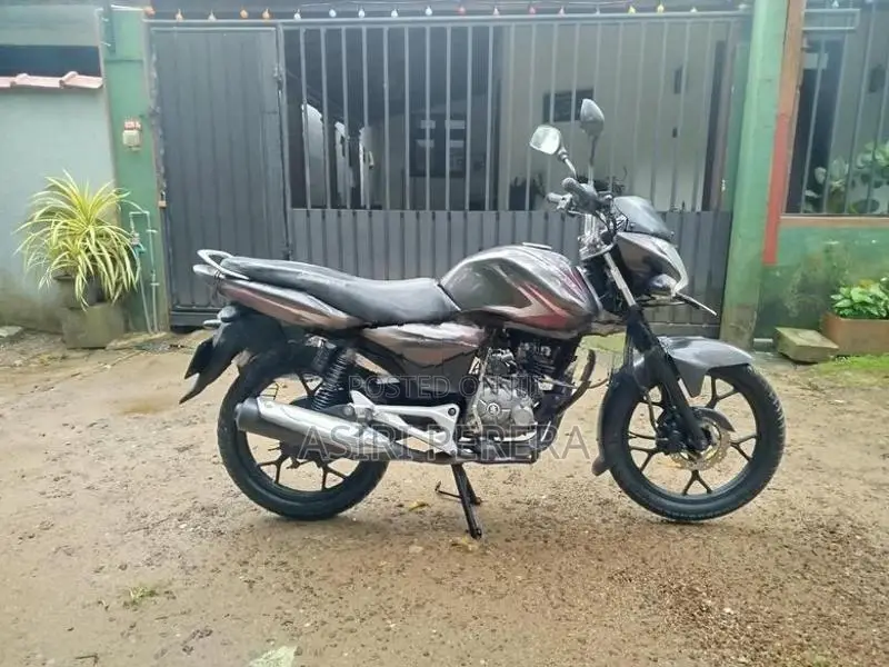 Bajaj Discover 125M 2015