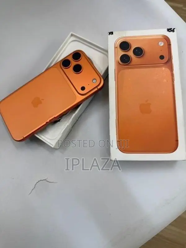Apple iPhone 17 Pro Max 256GB XA (Used)
