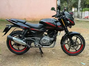 Bajaj Pulsar 180 2017