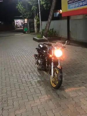 Honda CB4 Version S 2004