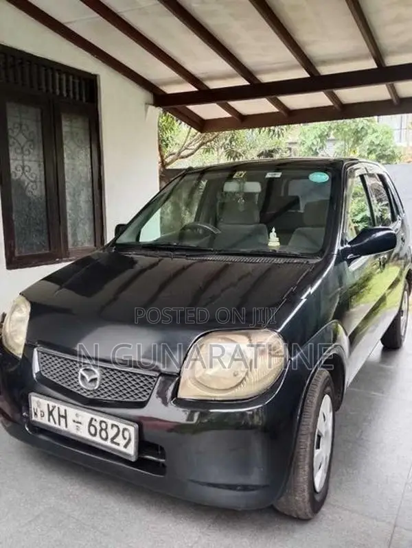 Mazda UA-HP22S 2004