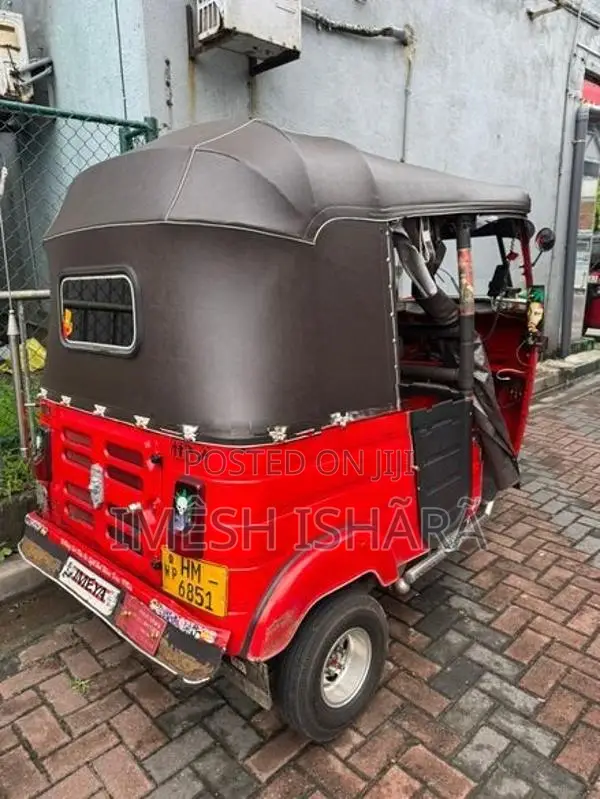 Bajaj RE 2003