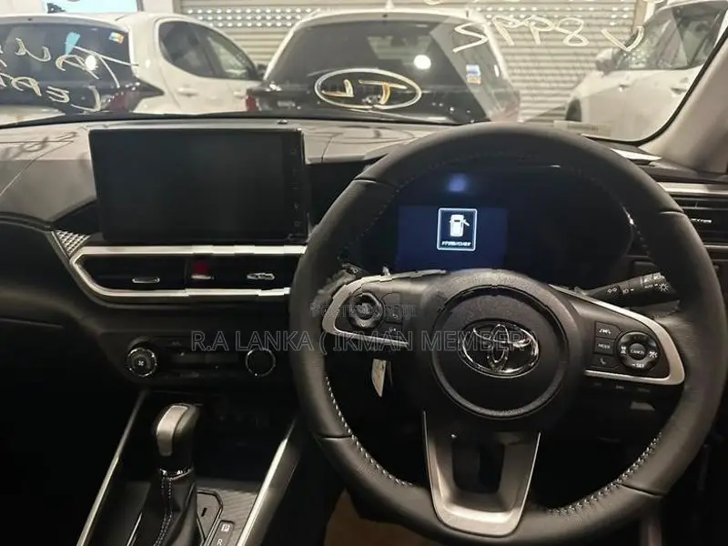Toyota Raize Z GRADE HYBRID 2026