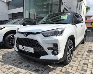 Toyota Raize Z 4-Way Apple 2026