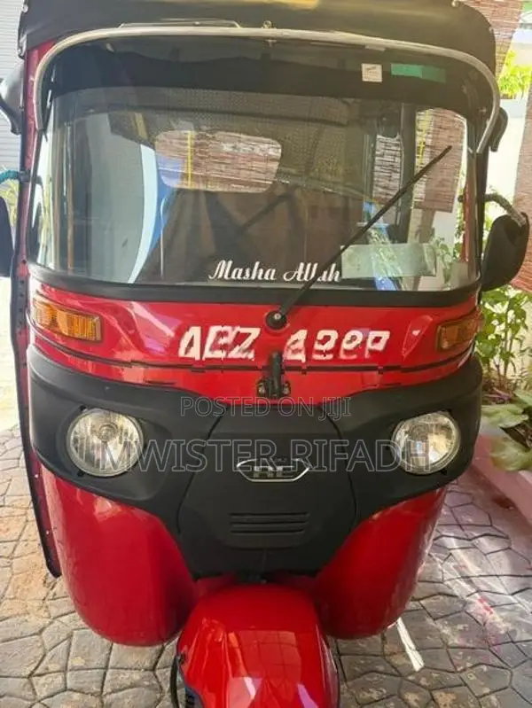 Bajaj RE 2026