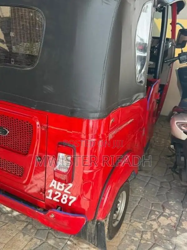 Bajaj RE 2026