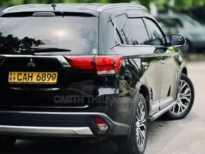 Mitsubishi Outlander 7 Seater Japan 2015