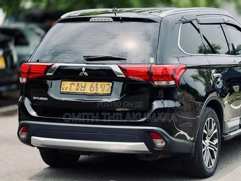 Mitsubishi Outlander 7 Seater Japan 2015