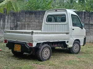 Subaru Sambar 2000