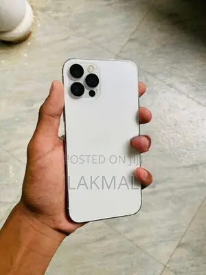 Apple iPhone 12 Pro (Used)