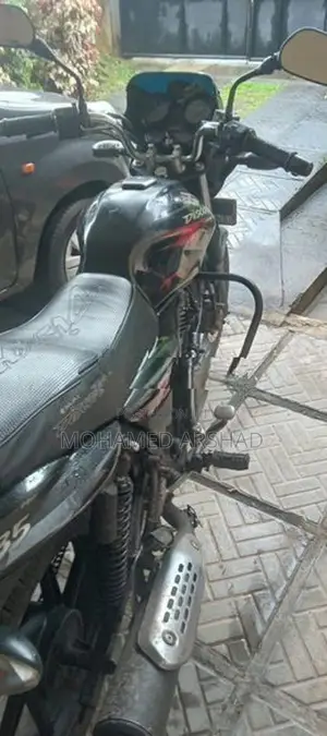 Bajaj Discover DTS-i 2010