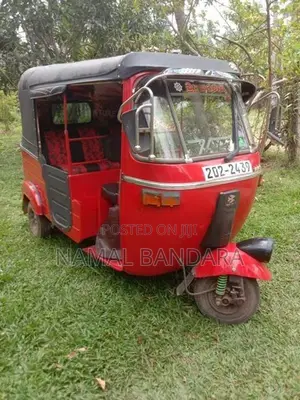 Bajaj RE 1995