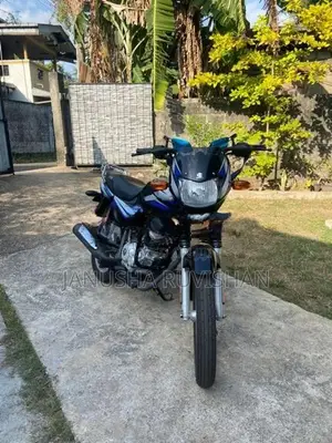 Bajaj CT100 2026