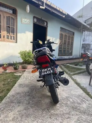 Bajaj CT100 2026