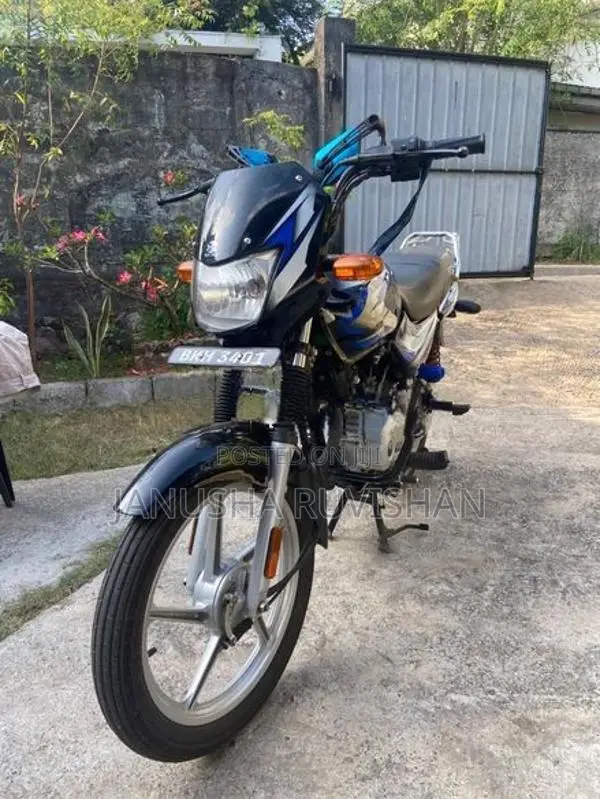Bajaj CT100 2026