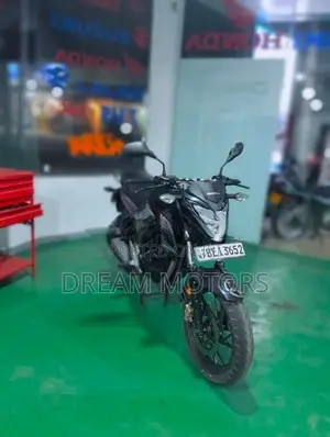 Honda Hornet 2016