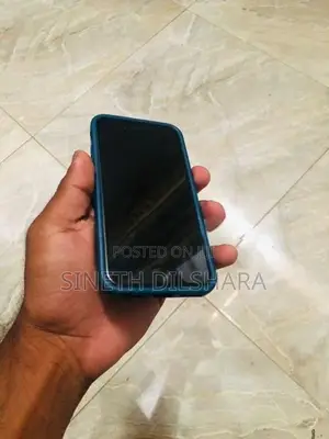 Apple iPhone 8 (Used)
