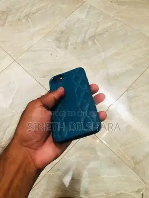 Apple iPhone 8 (Used)