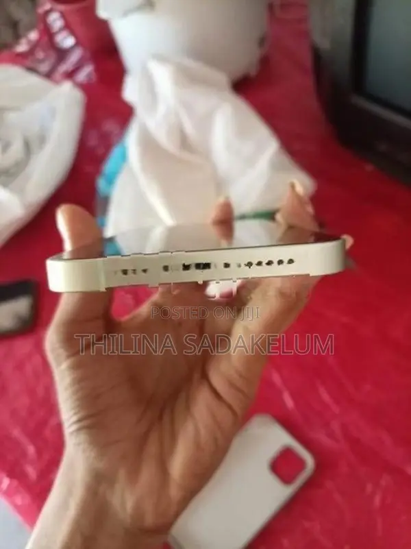 Apple iPhone 12 (Used)