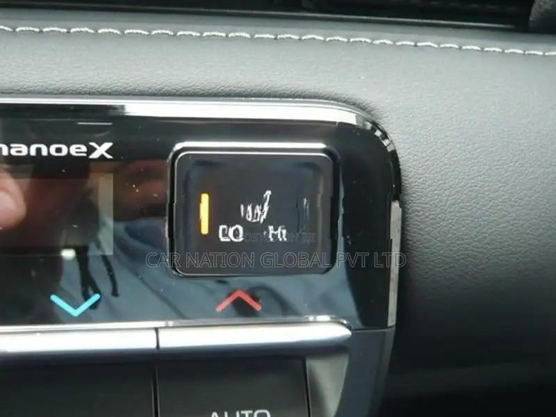 Toyota Noah SZ 7 seater Hybrid 2026
