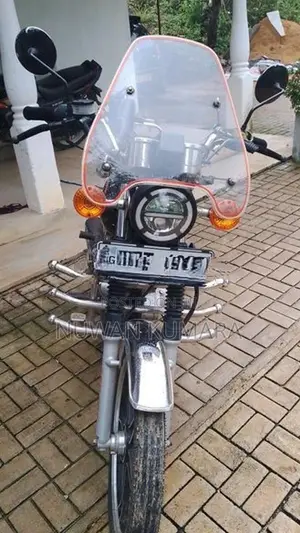 Senaro GN 125 2025