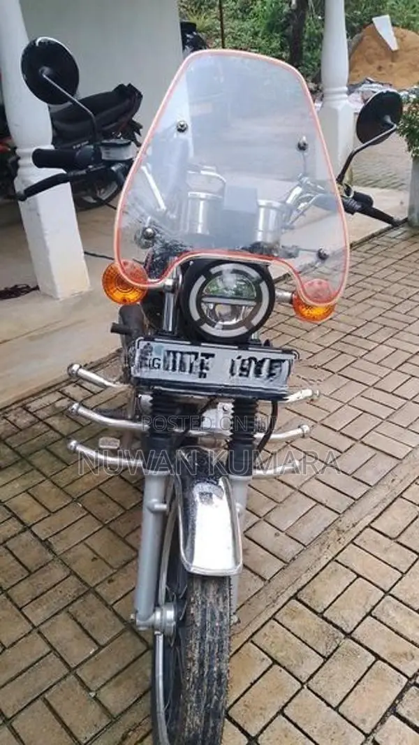 Senaro GN 125 2025
