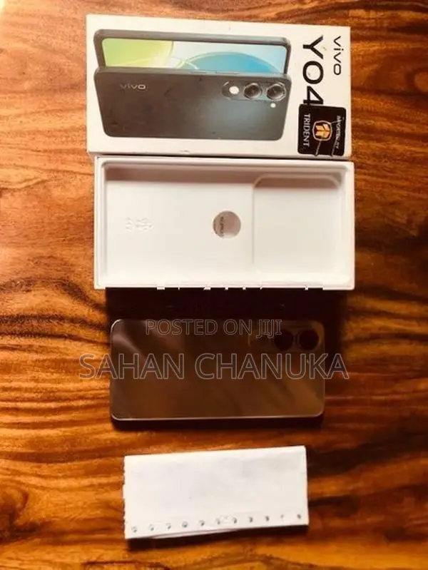 Vivo Y04 (Used)