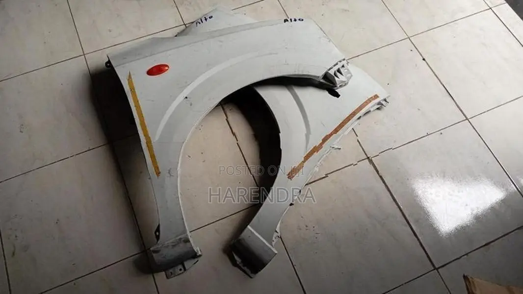 Suzuki Alto Fender One Side