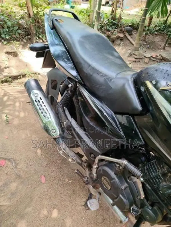 Bajaj Pulsar 150 2016