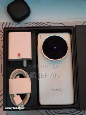 Vivo X200 Ultra 16/512GB (Used)