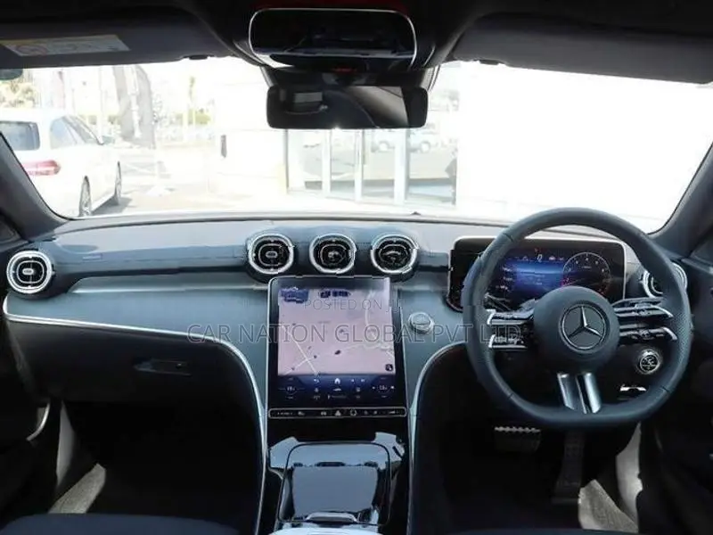 Mercedes Benz C200 Sport AMG Line 2025