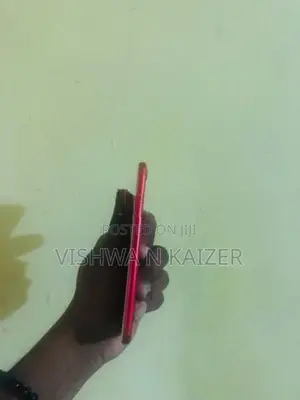 Apple iPhone 7 (Used)