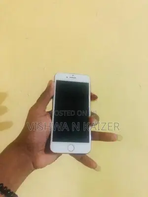 Apple iPhone 7 (Used)