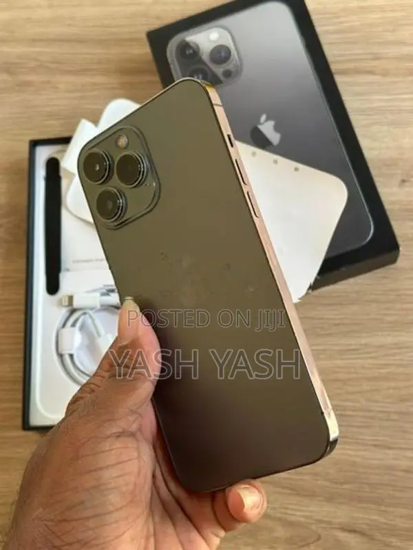 Apple iPhone 13 Pro Max 128GB (Used)