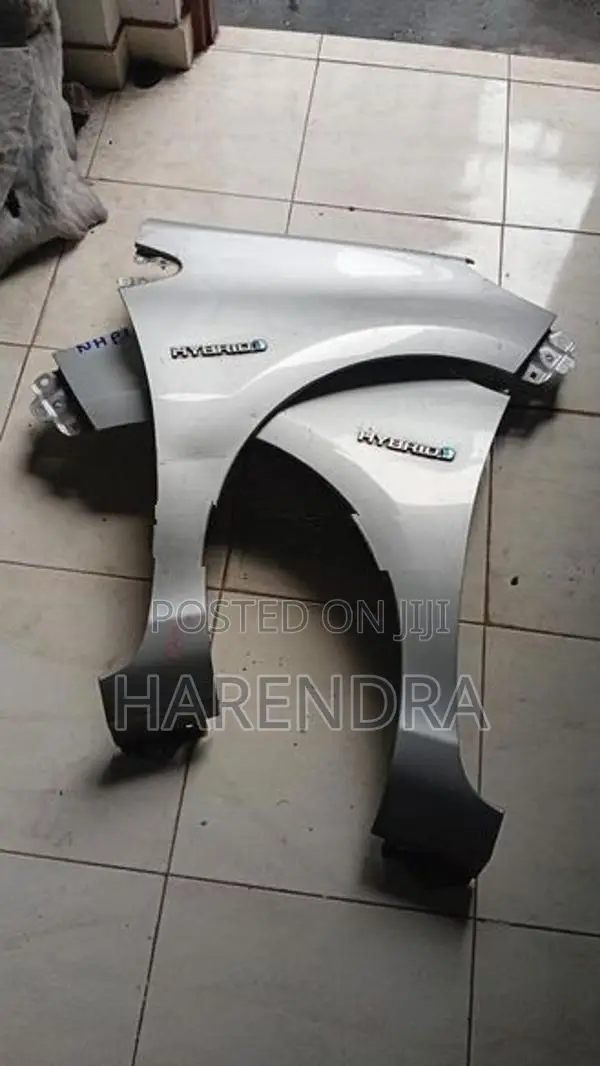 Toyota Aqua NHP10 One Side Fender