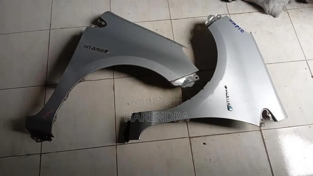 Toyota Aqua NHP10 One Side Fender