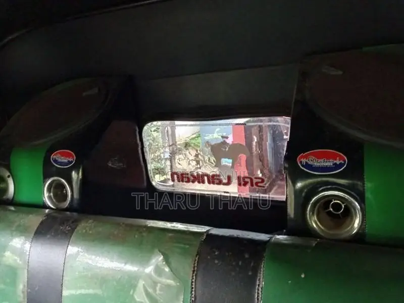 Bajaj RE 2019