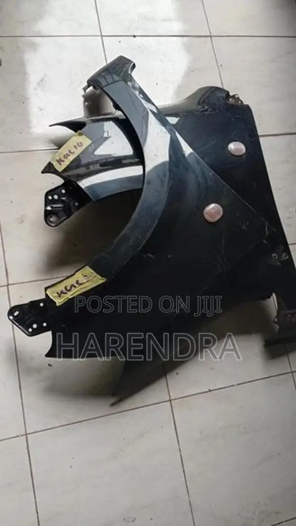 Toyota Passo KGC 10 One Side Fender