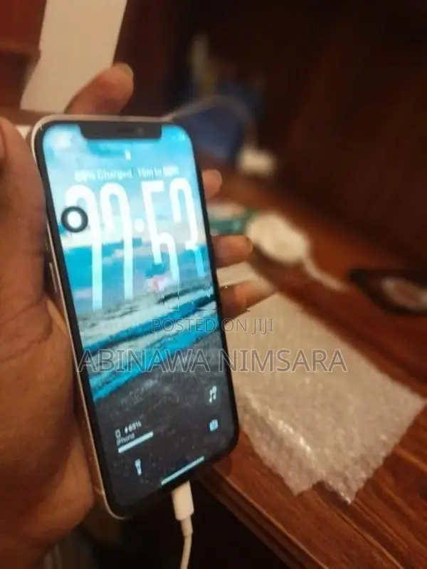 Apple iPhone 12 (Used)