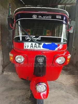 Bajaj RE 2012