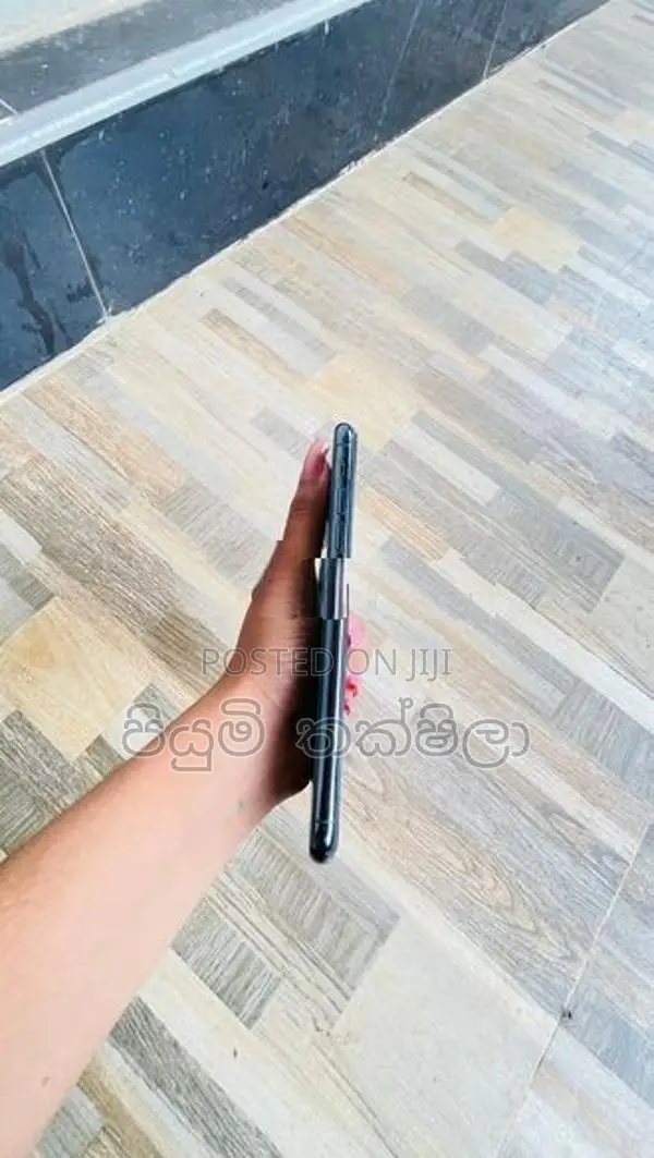 Apple iPhone 11 Pro Max (Used)