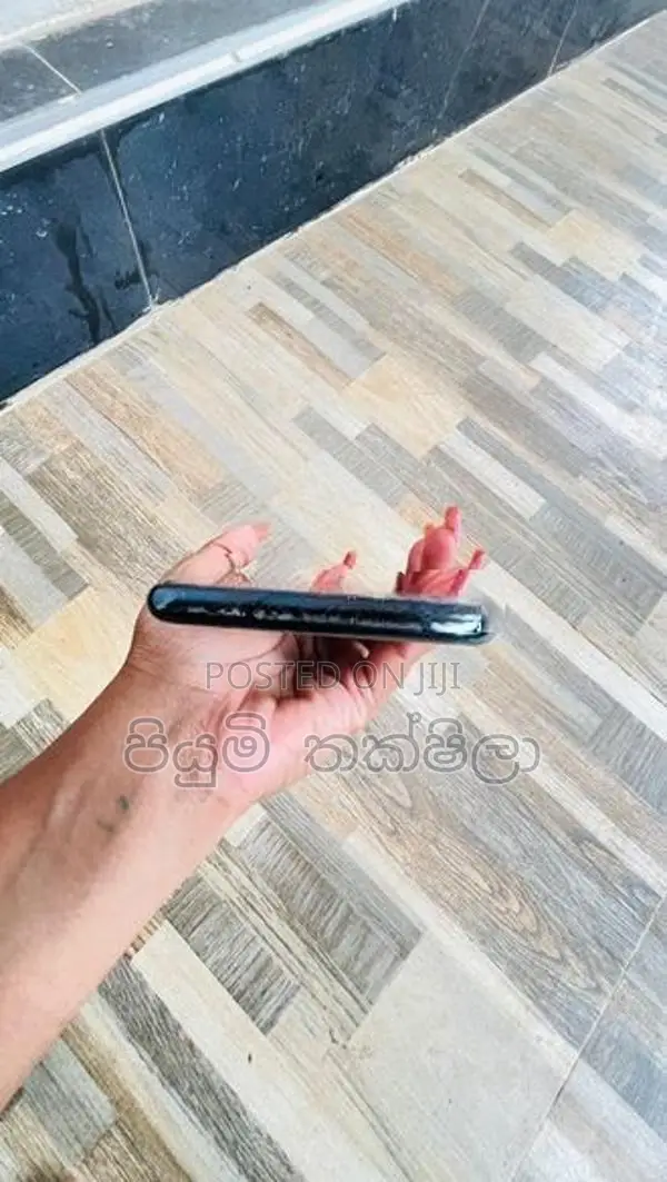 Apple iPhone 11 Pro Max (Used)