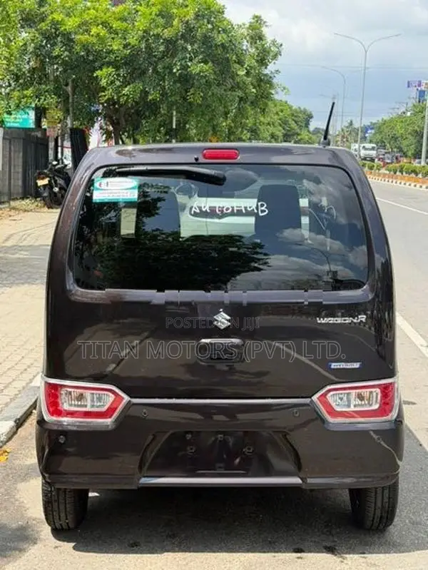 Suzuki Wagon R FX -S 2024