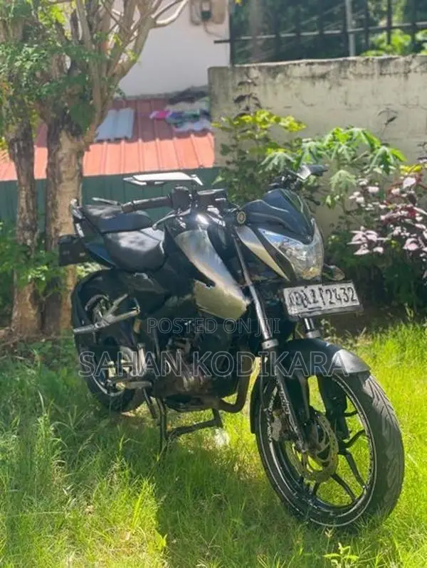 Bajaj Pulsar NS150 2016