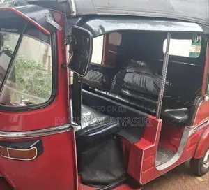 Bajaj RE 1995