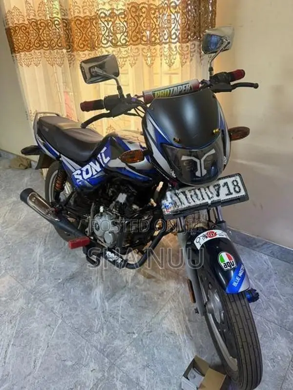 Bajaj CT100 2024