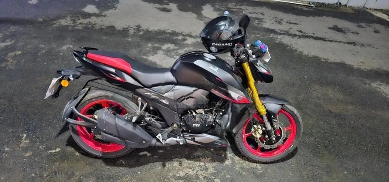 TVS Apache 160R 2026