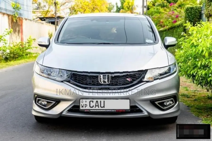 Honda Jade RS Sensing 2016