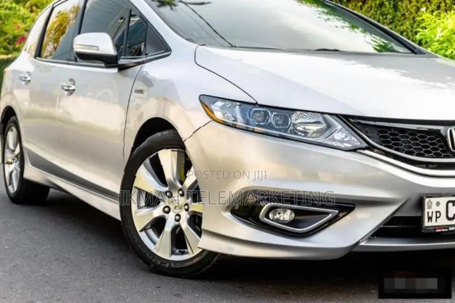 Honda Jade RS Sensing 2016