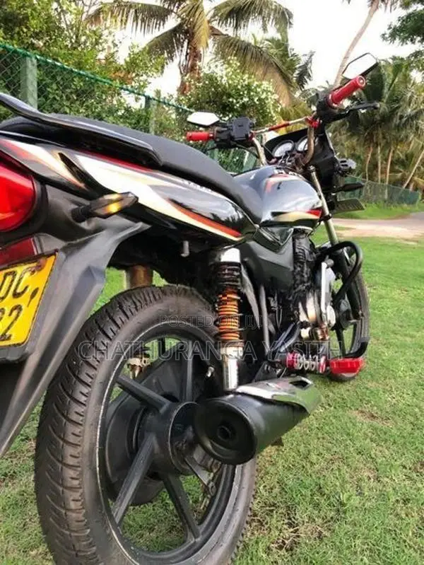 Bajaj Platina 100 2015